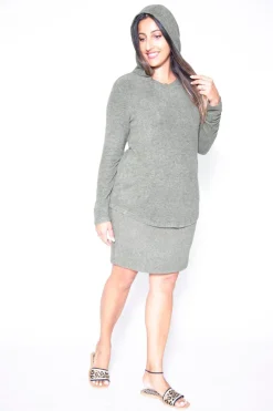 La Cera™ Cozy Hooded Tee
