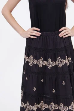 La Cera™ La Cera Embroidered Detail Peasant Skirt