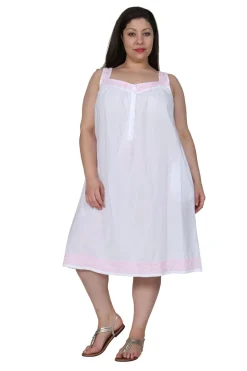 La Cera™ La Cera Plus Size Sleeveless Gown With Contrast Embroidery