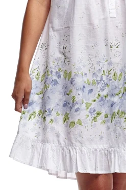 La Cera™ La Cera Sleeveless Ribbon Laced Chemise