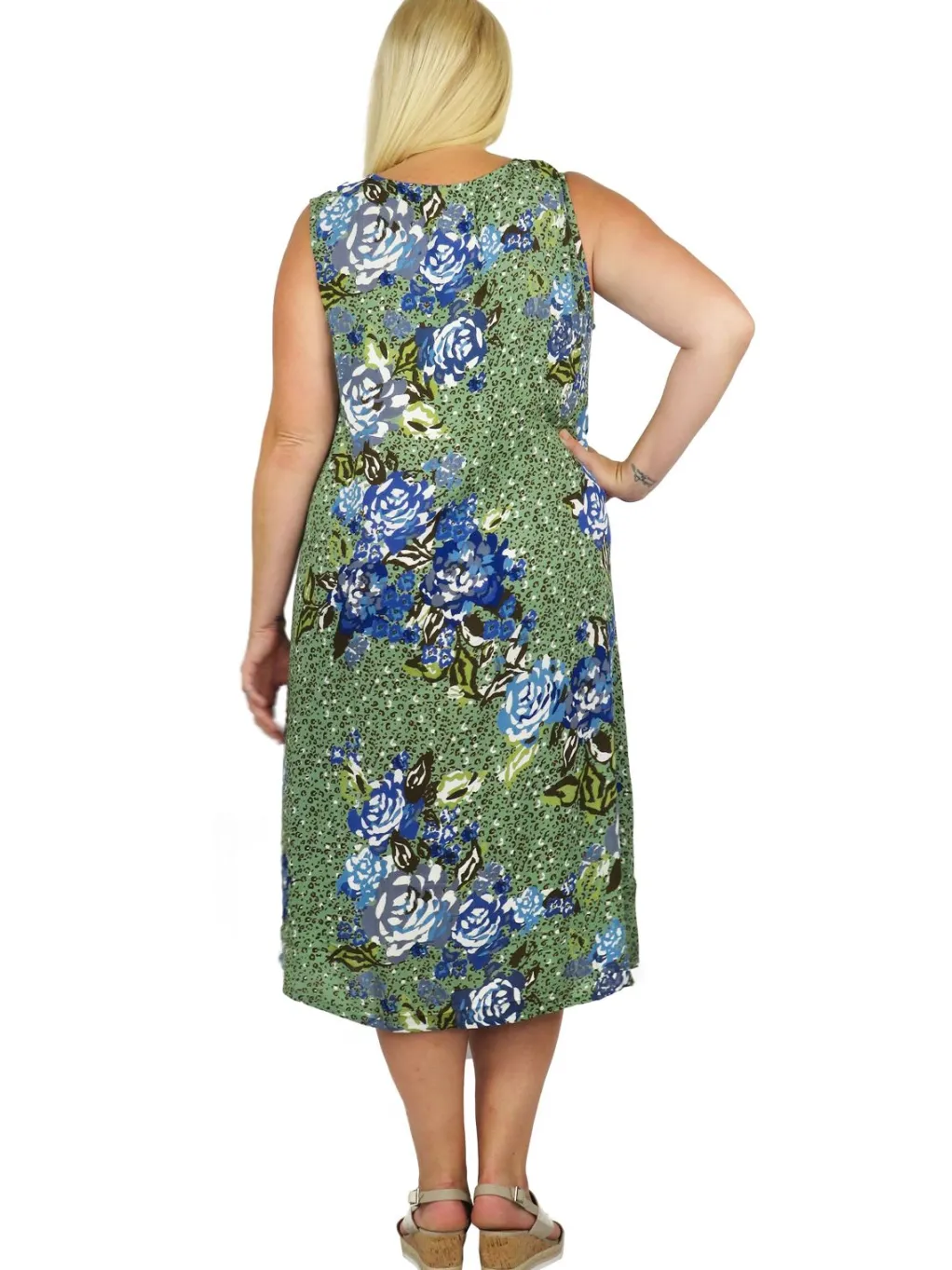 La Cera™ La Cera Sleeveless V-Neck Artistic Floral Dress - Plus Size