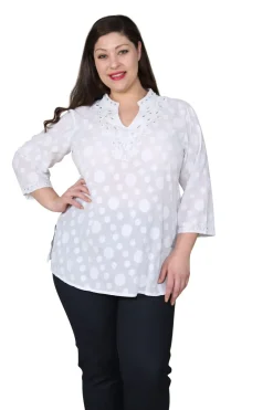 La Cera™ Plus Size Floral Embroidered Tunic Top
