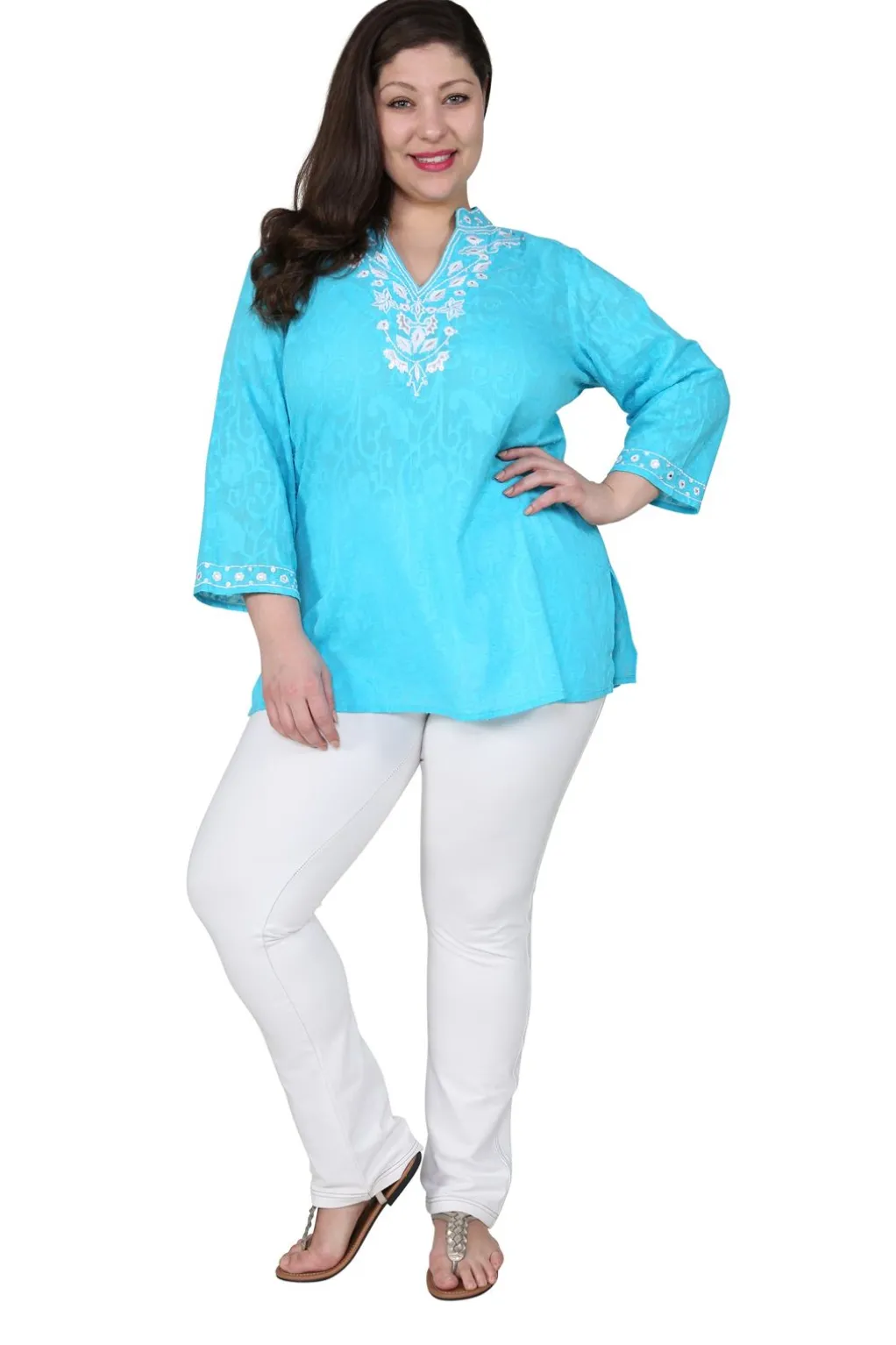La Cera™ Plus Size Floral Embroidered Tunic Top