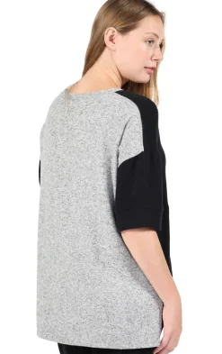 La Cera™ The Comfort Collection Block Tee